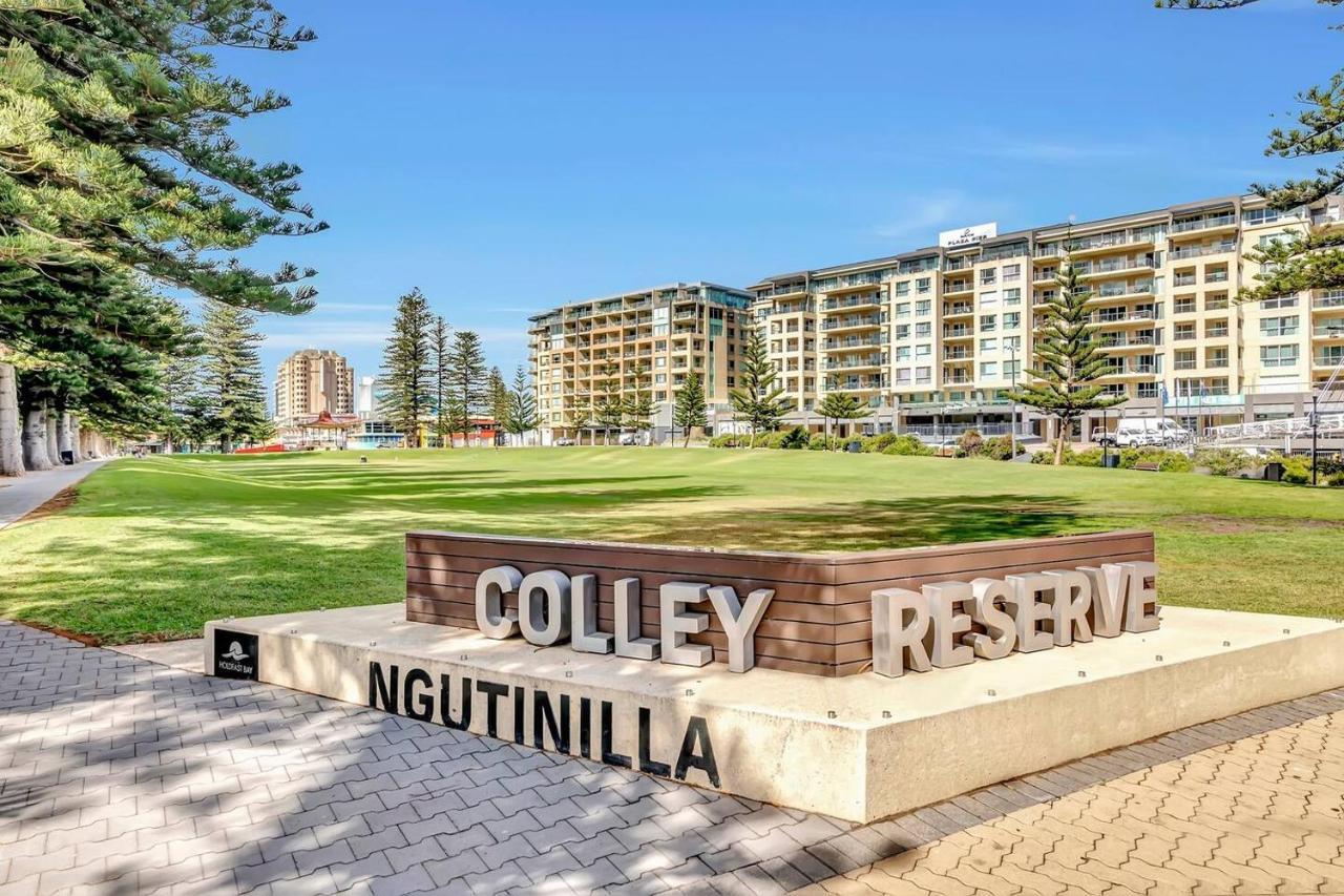 Waterfront Resort-Style Living At Glenelg Beach Adelaide Exterior foto